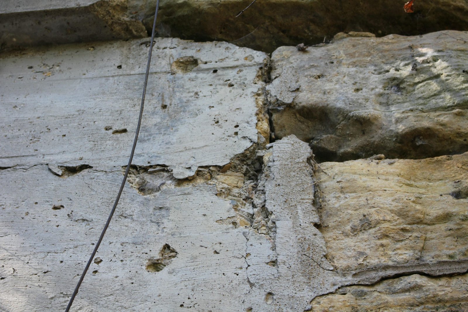 Joint between stone and concrete